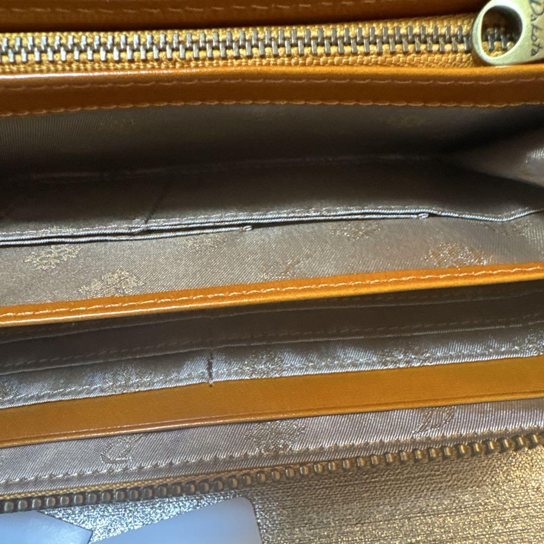新品⭐️Dakota 長財布 アロマティコ 定価￥22000 - メルカリ