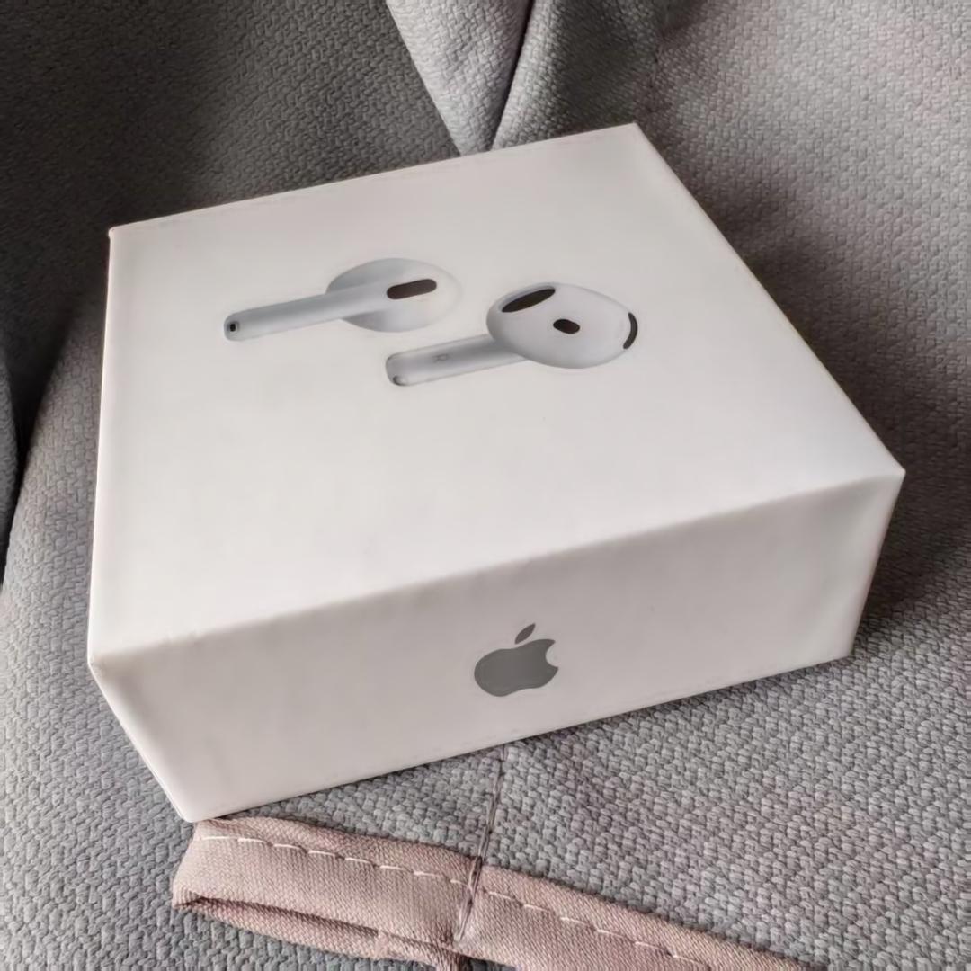 【新品未開封】 AirPods 4 アクティブノイズキャンセリング搭載 【新品未開封】 AirPods 4 アクティブノイズキャンセリング搭載