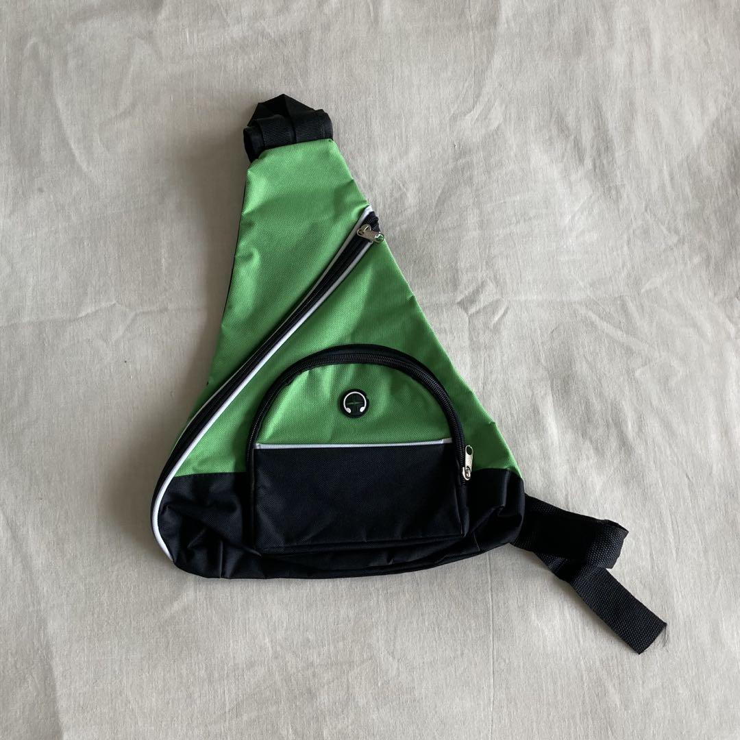 unknown one shoulder bag