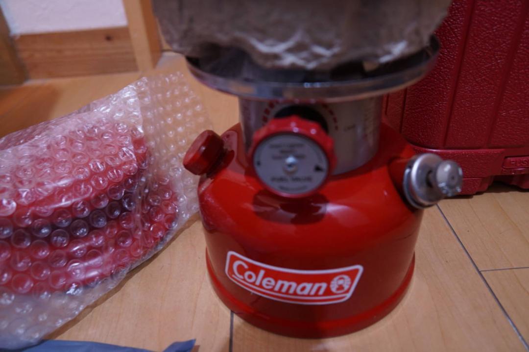 22年8月製造 コールマン ランタン Coleman レッド 赤 286A 22年8月製造 コールマン ランタン Coleman レッド 赤 286A