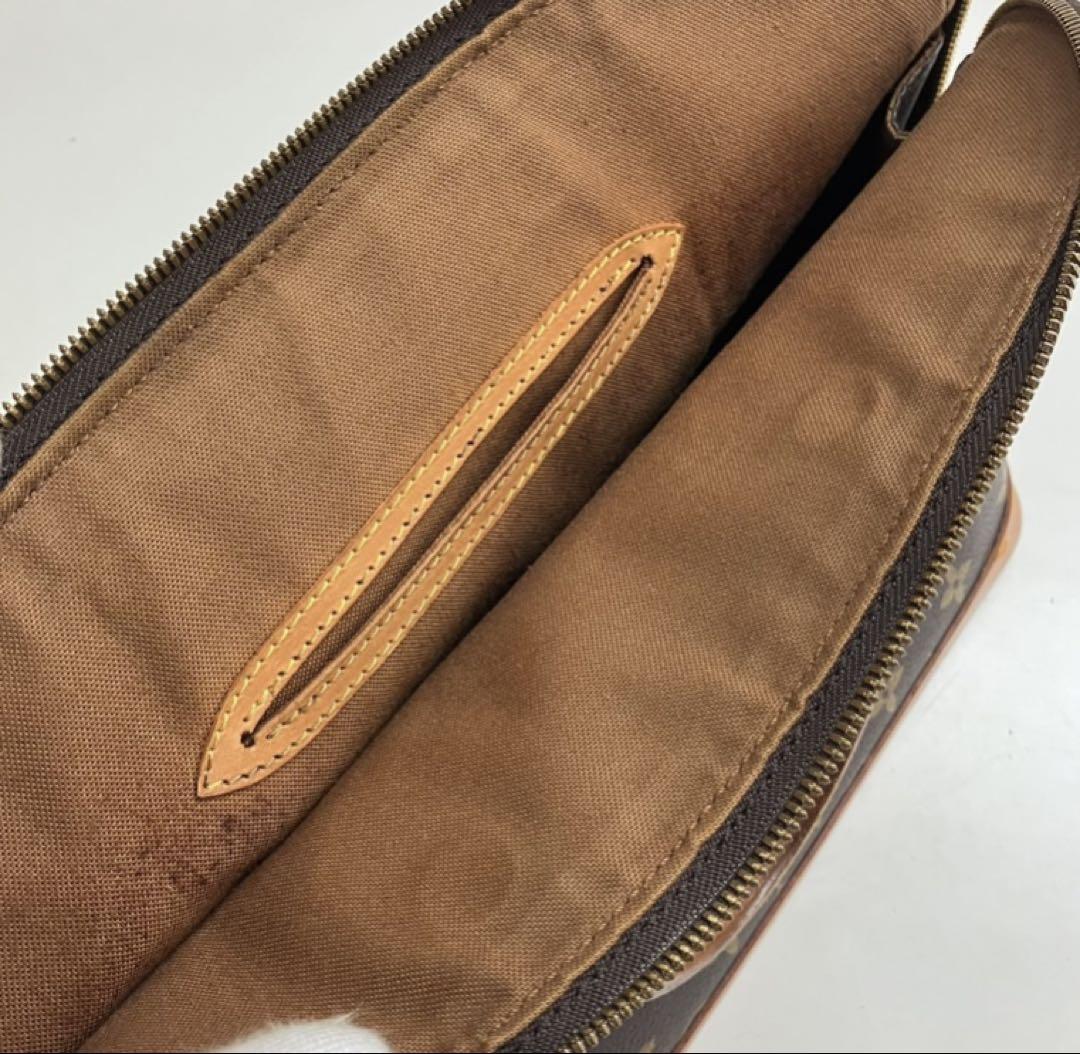 Louis Vuitton モノグラムバッグ　アルマ　ハンドバック