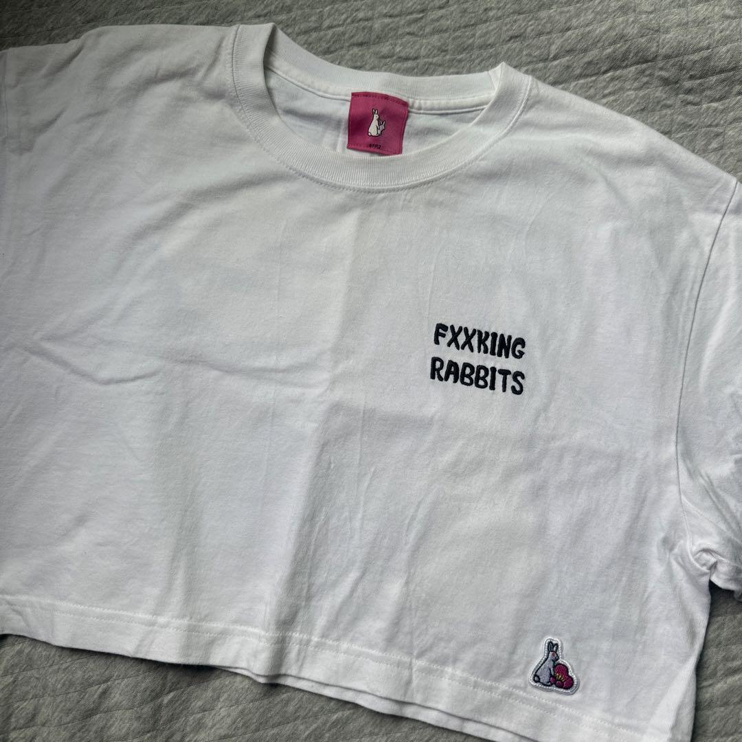 FXXKING RABBITS FR2 ミニ丈Tシャツ - メルカリ
