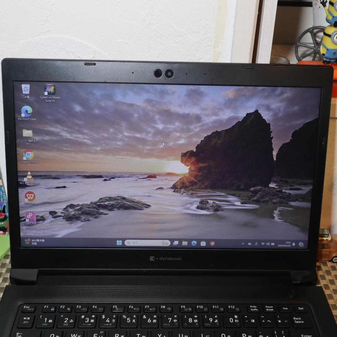 高性能8世代Corei5|SSD|メ8G|無線|カメラ