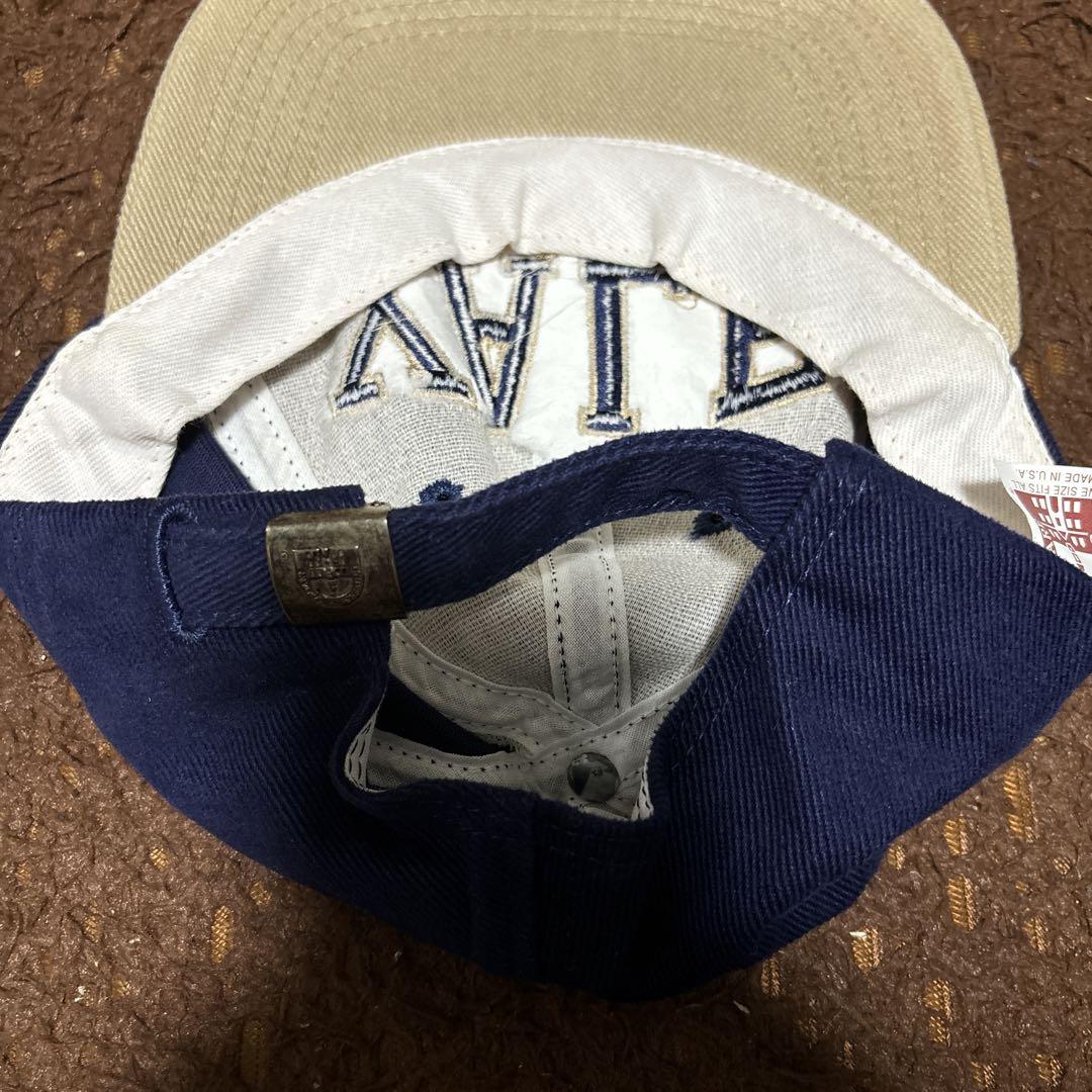 YALE(new haven ct) ツートンカラーベースボールキャップ