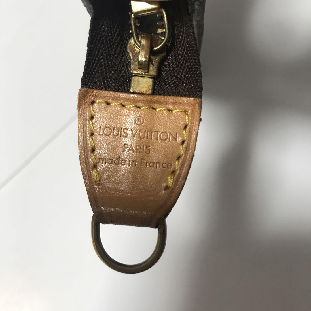 Louis vuitton ルイヴィトン　ポーチ　モノグラム