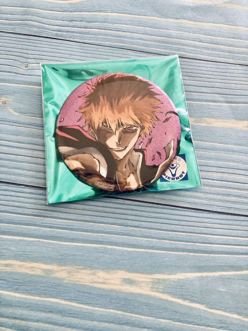 BLEACH WORLD 缶バッジ 黒崎一護 - メルカリ