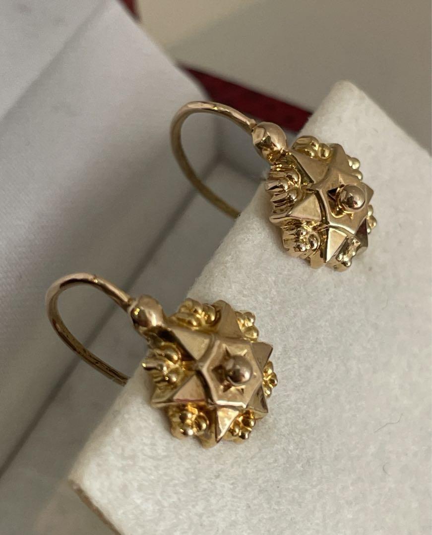 ピアス