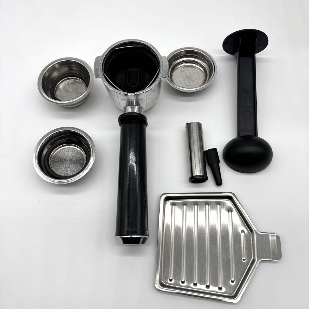 【美品】デロンギ DeLonghi ECP3220J エスプレッソマシン 白