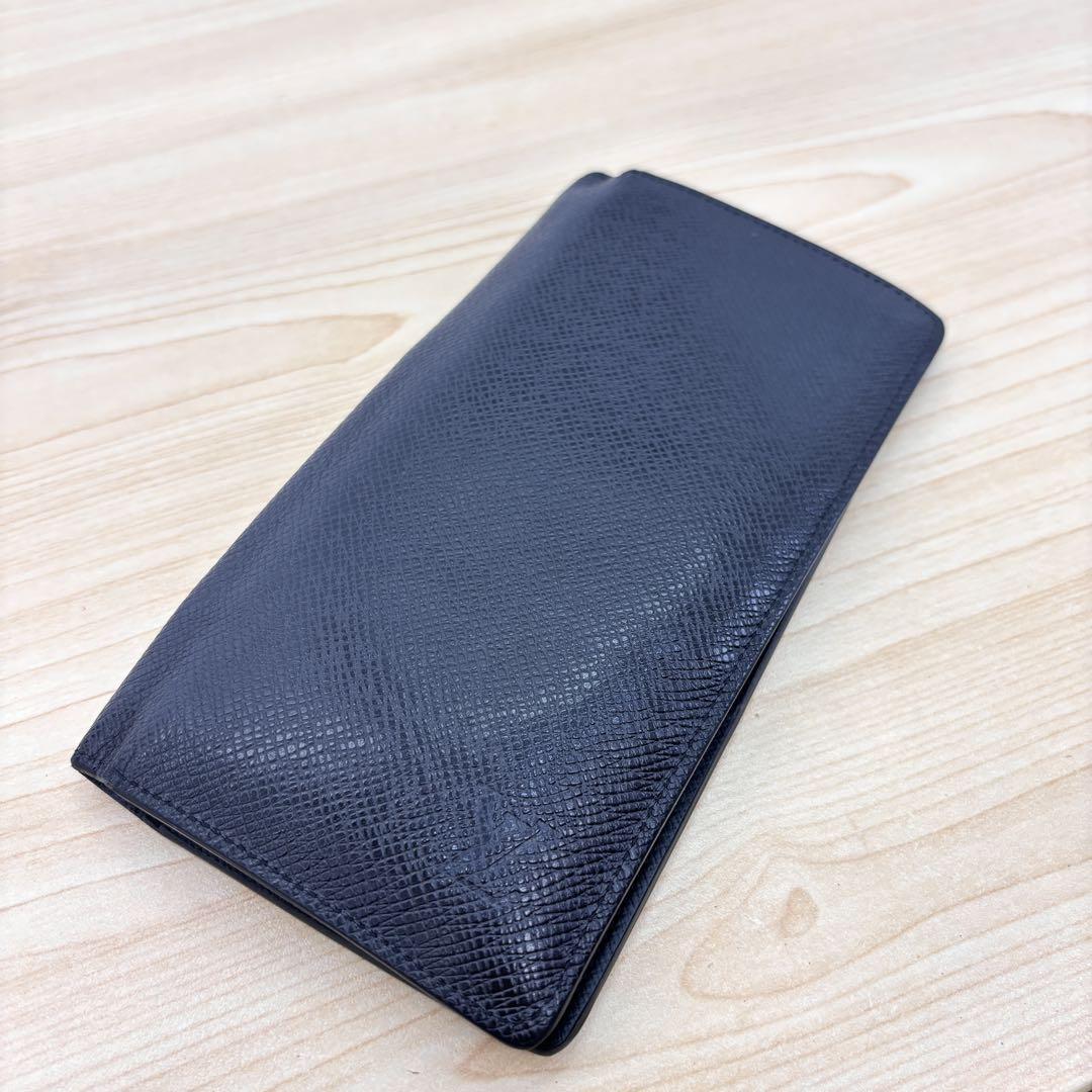 LOUIS VUITTON 二つ折り財布 黒　値下げしました!! LOUIS VUITTON 二つ折り財布 黒 - メルカリ