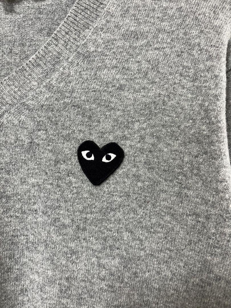 【美品】PLAY ダブルハート刺繍 Vネックセーター Play-V-Neck-Sweater-Bk-150x150.jpg