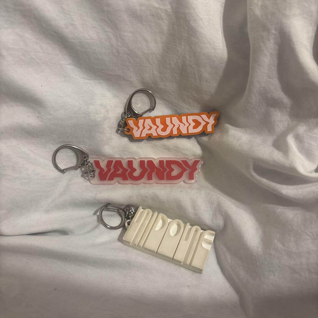 Vaundy キーホルダー 3つセット - メルカリ