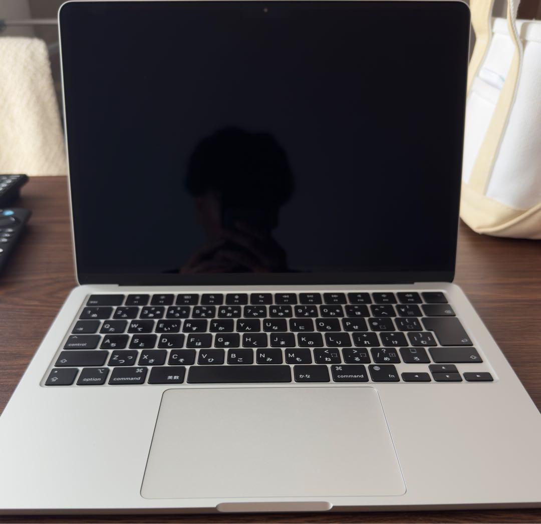 【12月スーパーSALE 15%OFF】 13インチ M2 air MacBook 256GB 美品 シルバー MacBook本体