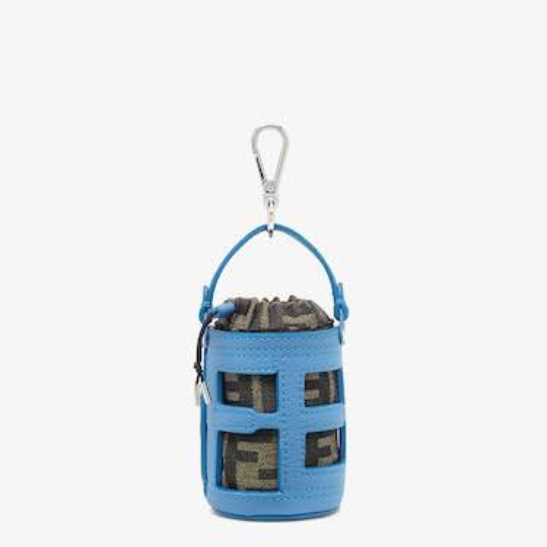 【値下げ】FENDI【今期限定】バケットバック　メンズ　ビッグサイズ