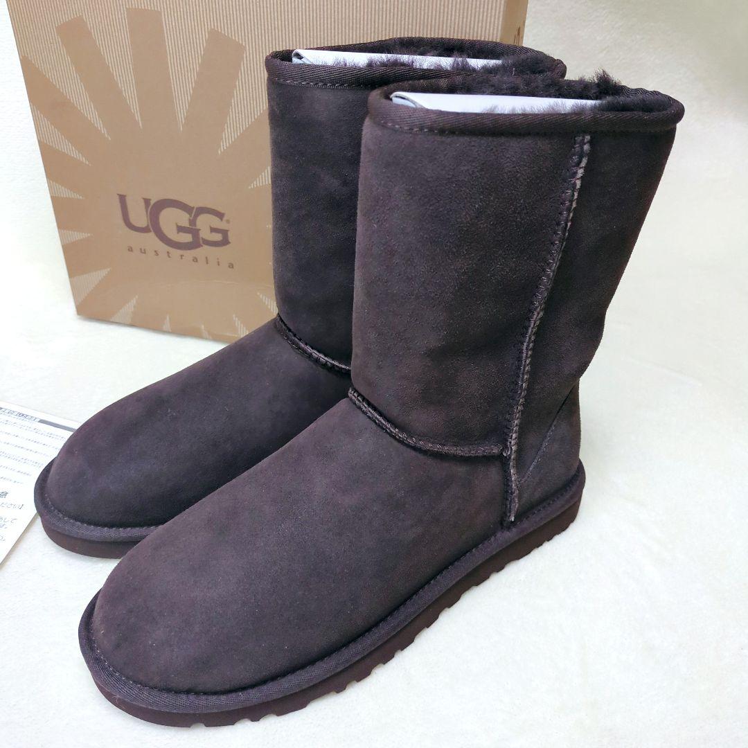 UGG 新品未使用品✨クラシックショート 26 ムートンブーツ ショートブーツ UGG 新品未使用品✨クラシックショート 26 ムートンブーツ ショートブーツ