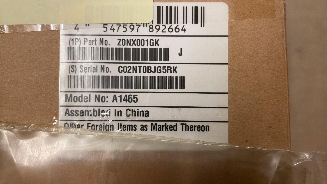 希少品 新品未開封 MacBookAir 11.6 4GB 128GB JPN