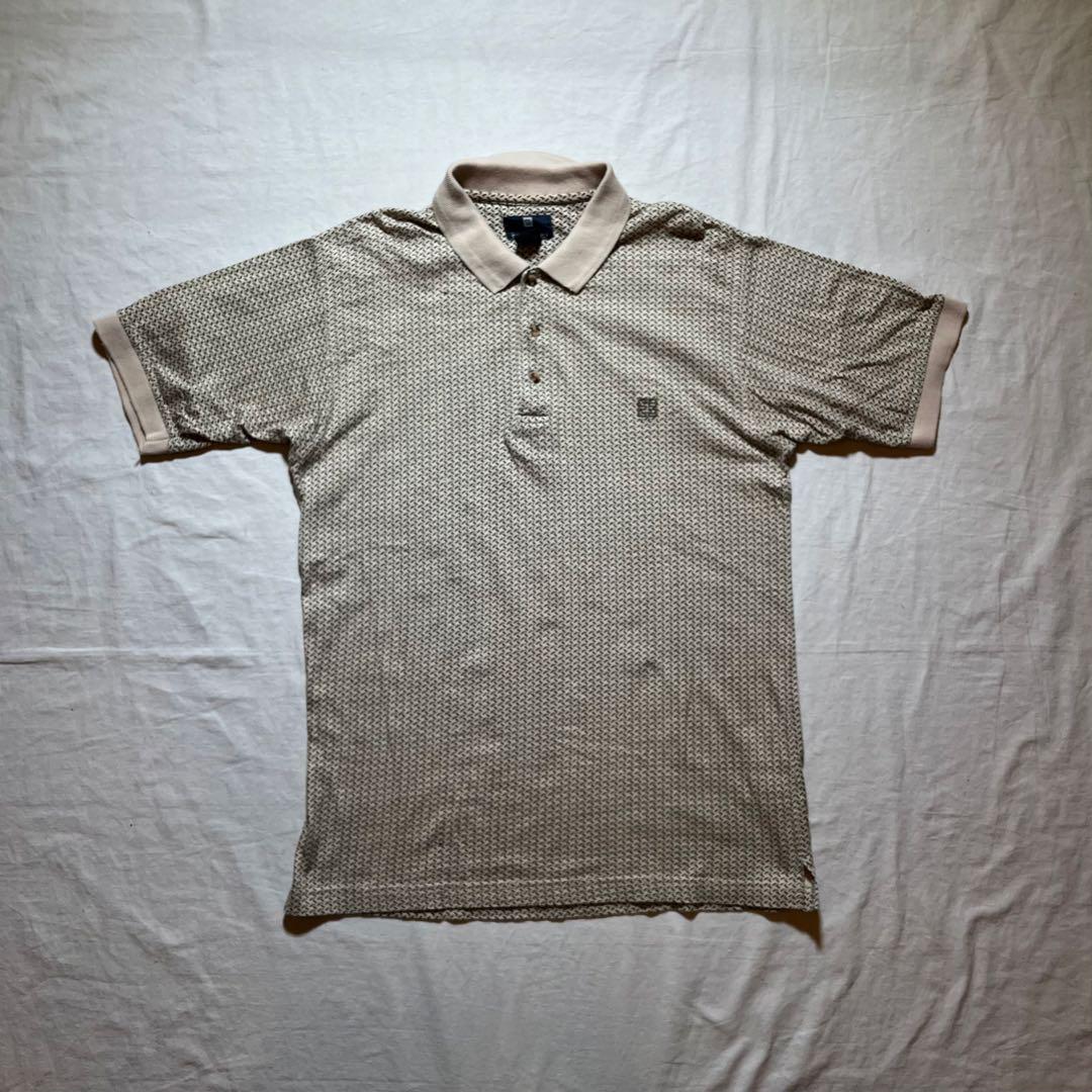 美品 GIVENCHY ジバンシィ 総柄 刺繍ロゴ ポロシャツ ブラウンベージュ 美品 GIVENCHY ジバンシィ 総柄 刺繍ロゴ ポロシャツ ブラウン