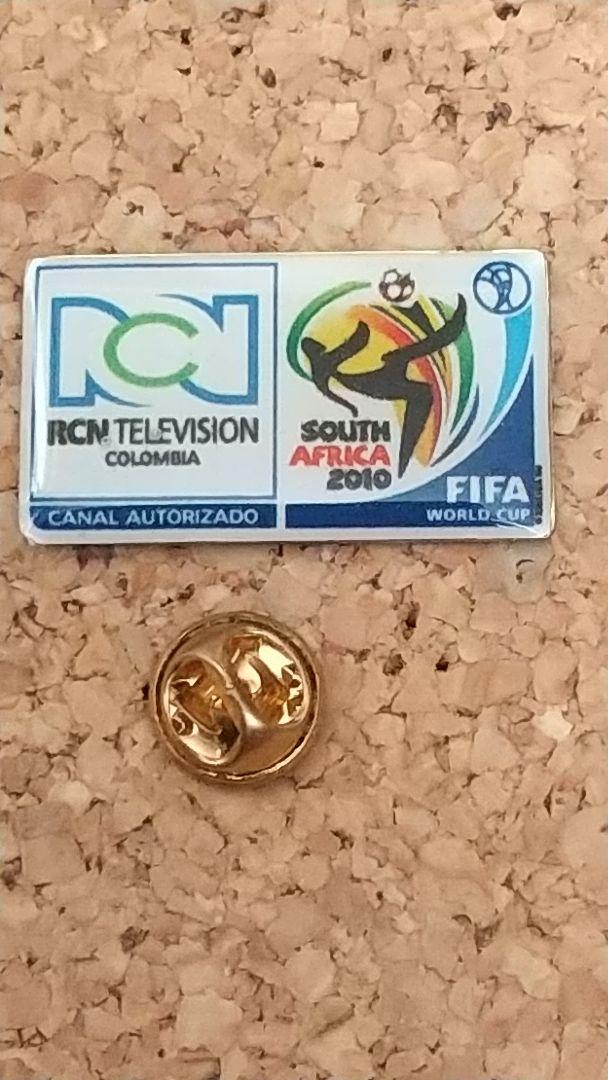 ワールドカップサッカー2010南アフリカピンバッチ2点セットテレビ朝日 FIFA ワールドカップ 2010 南アフリカ大会 RCN ピンバッチ