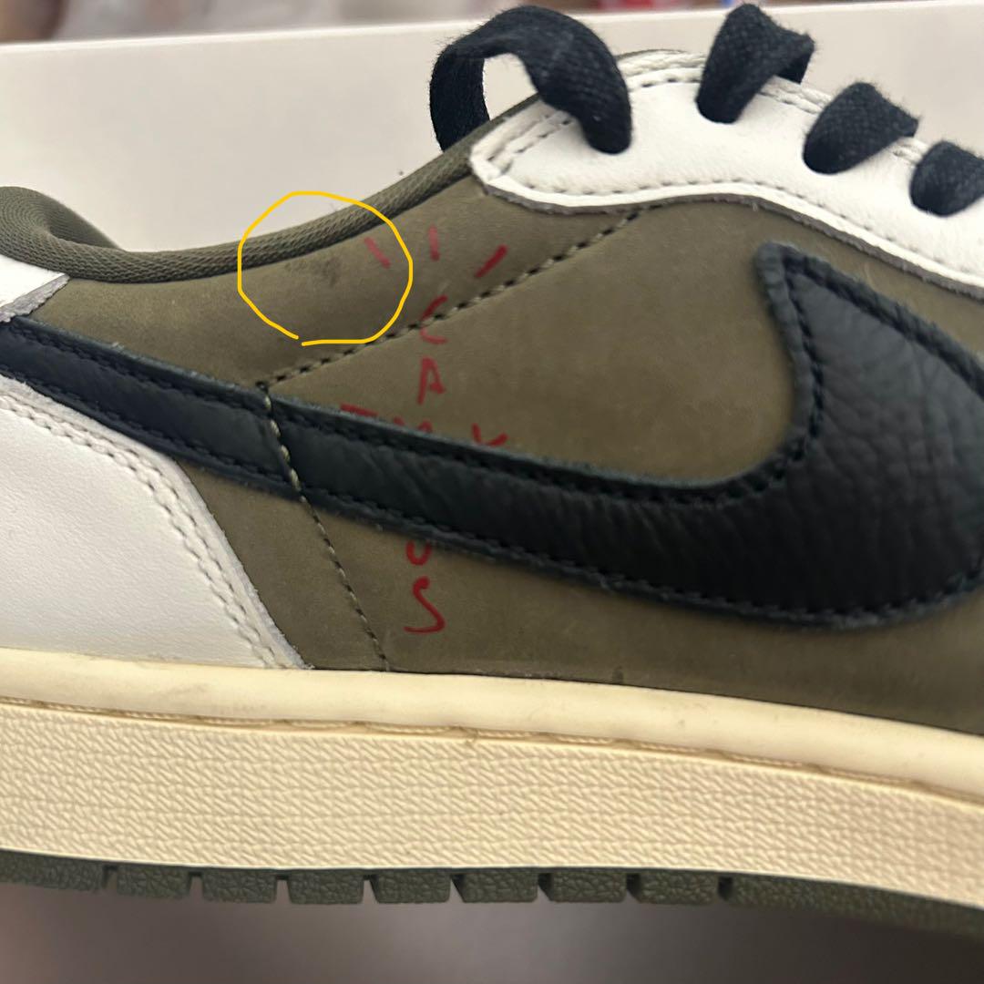 Nike Air Jordan 1 Low リバースオリーブ　トラヴィススコット