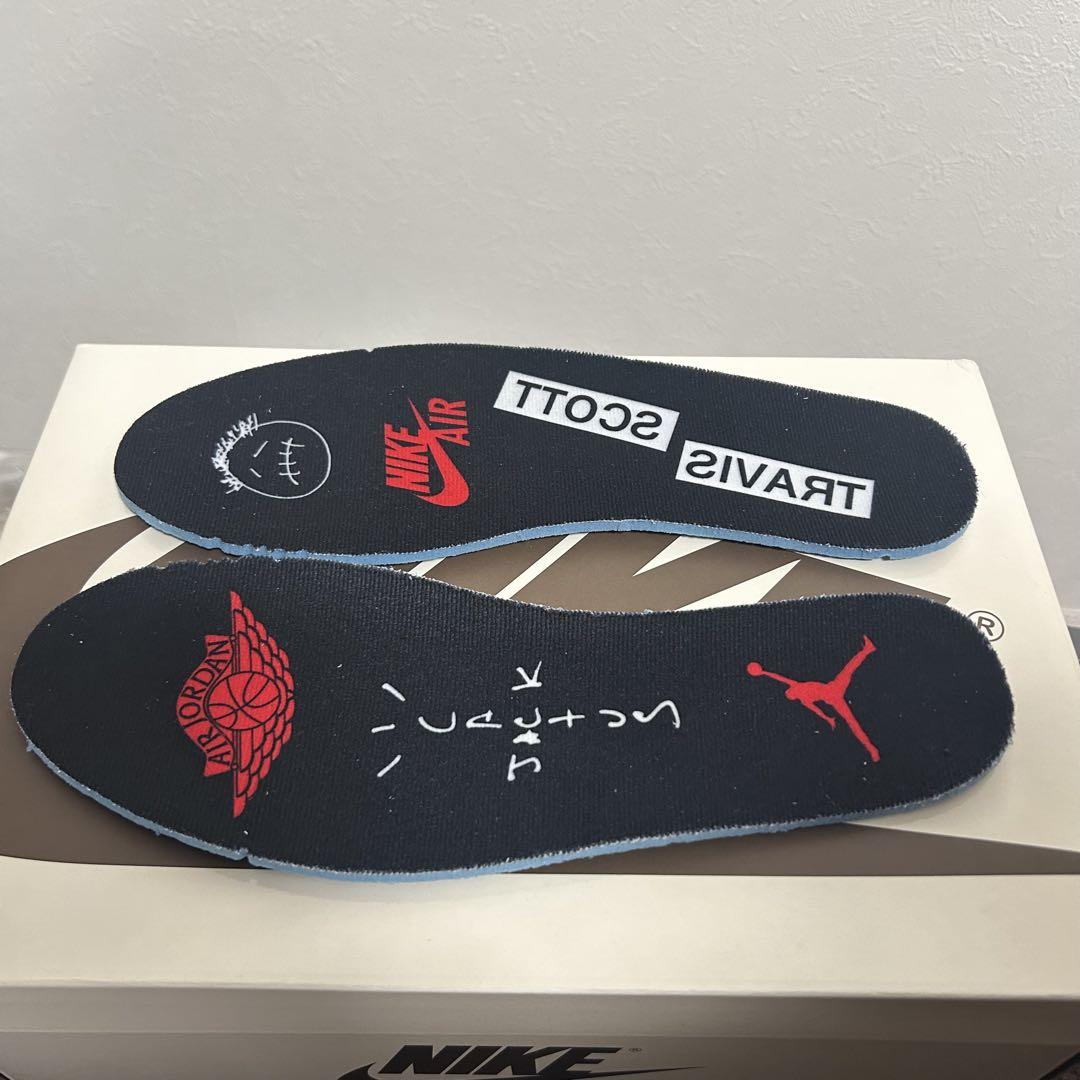Nike Air Jordan 1 Low リバースオリーブ　トラヴィススコット