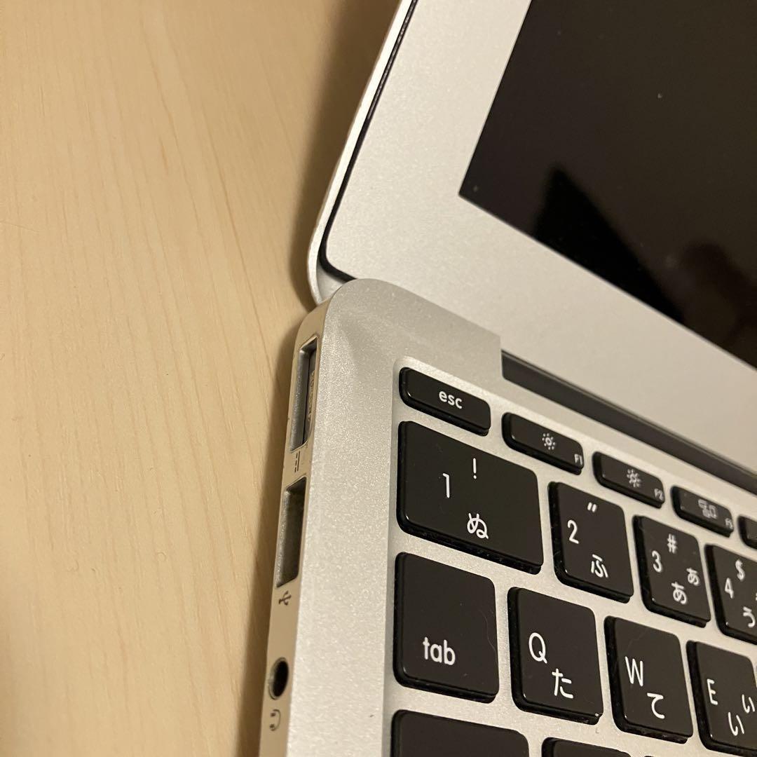 MacBook air 2013年モデル11インチ 画像7