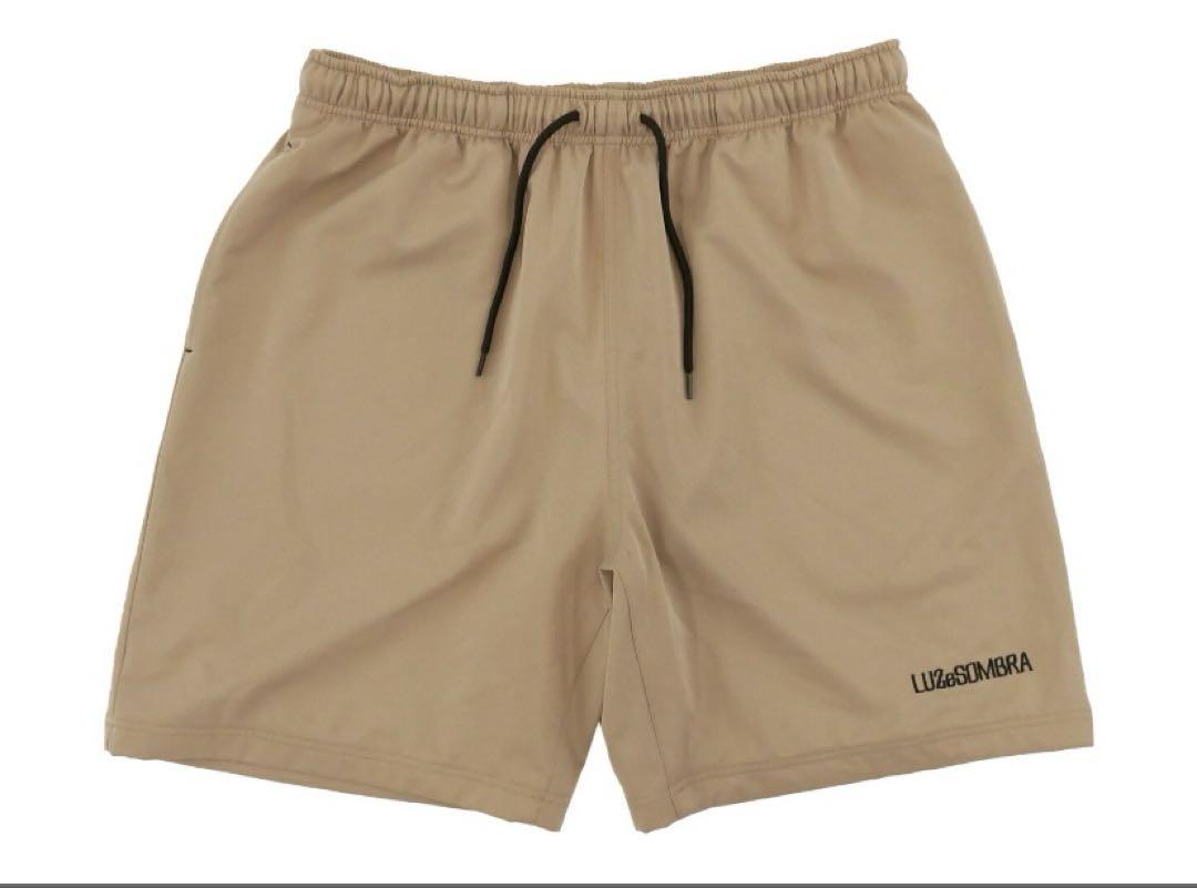 ルースイソンブラ　ベージュ　ハーフパンツ