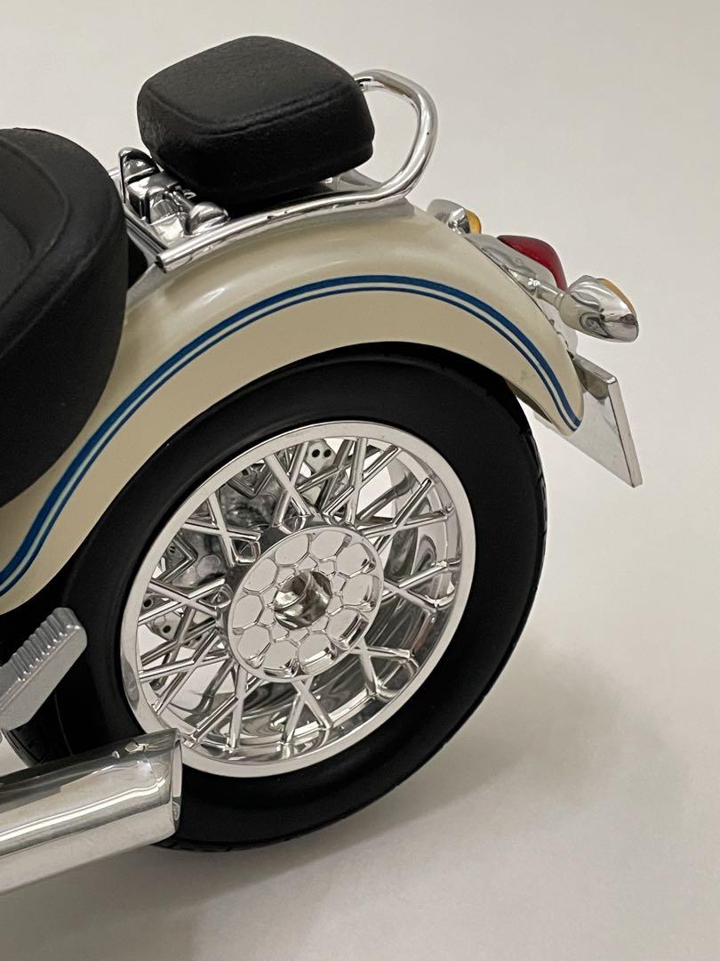 オートバイ・バイク RoadRider BMW R1200C NewRay 1/6