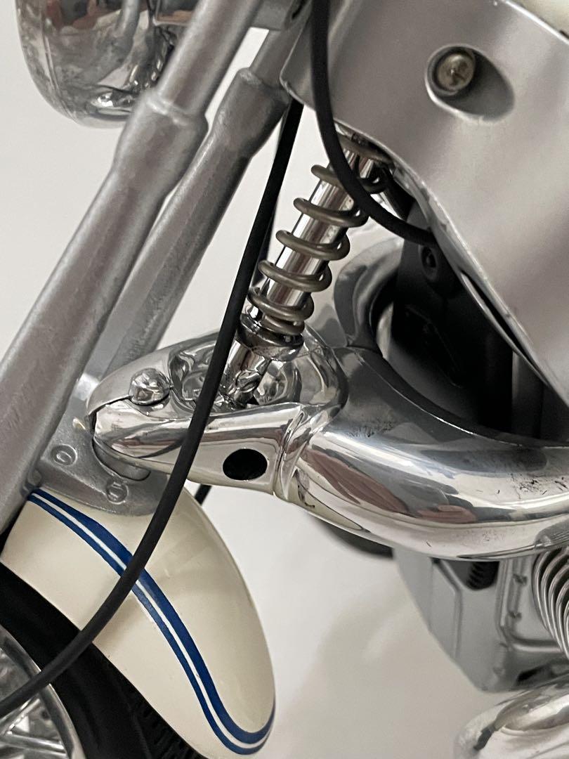 オートバイ・バイク RoadRider BMW R1200C NewRay 1/6