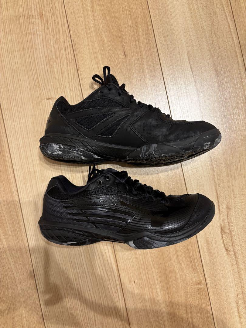 Mizuno バドミントンシューズ　ブラック　WAVECLAW Pro