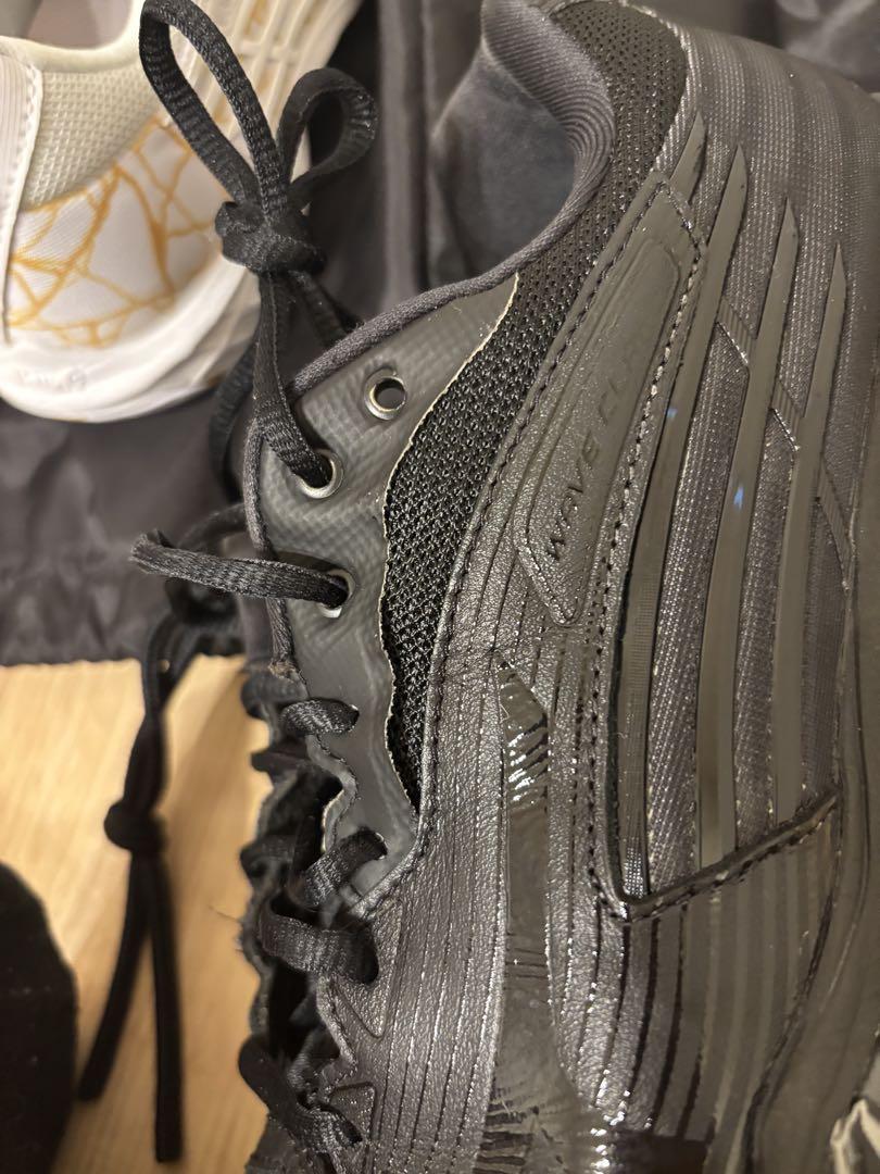 Mizuno バドミントンシューズ　ブラック　WAVECLAW Pro