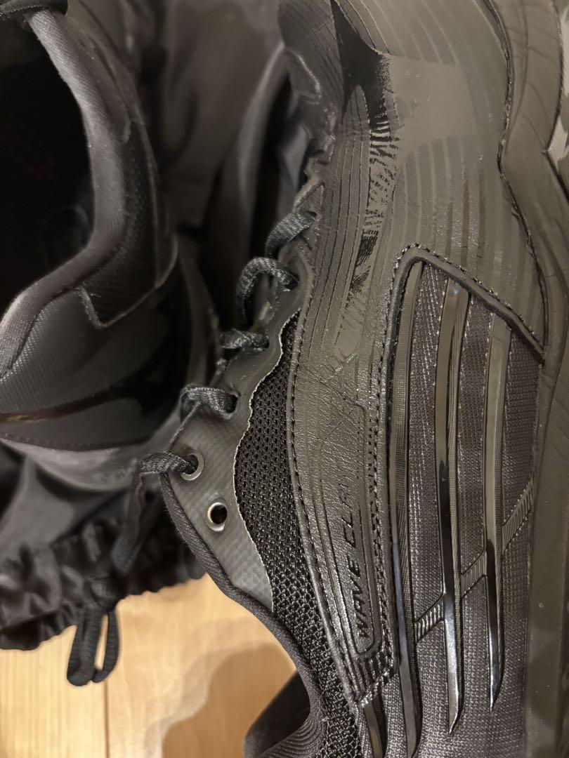 Mizuno バドミントンシューズ　ブラック　WAVECLAW Pro