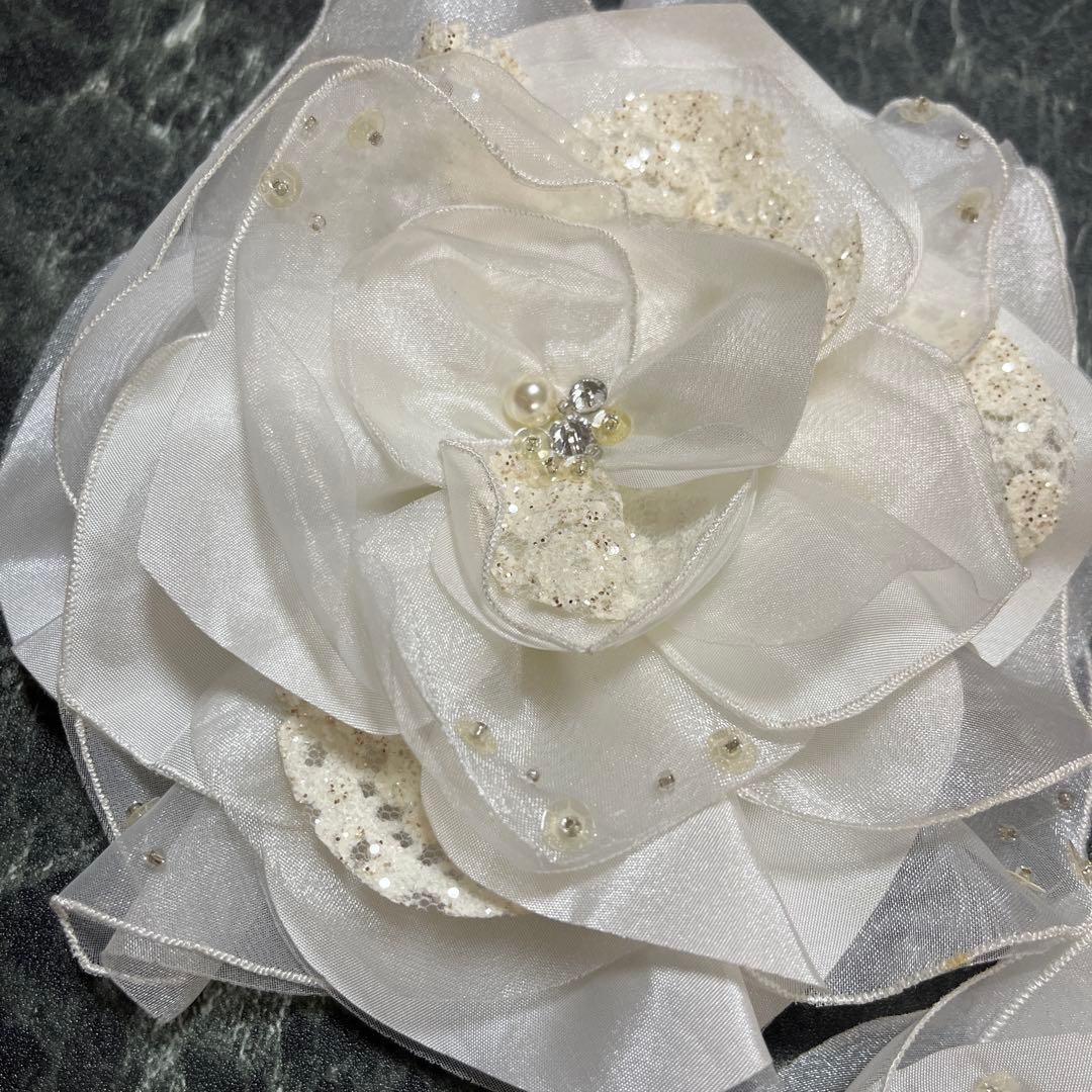 コサージュ ドレス装飾品 ホワイト系 お花 フラワー リメイクにも ブローチ コサージュ ドレス装飾品 ホワイト系 お花 フラワー リメイクにも ブローチ
