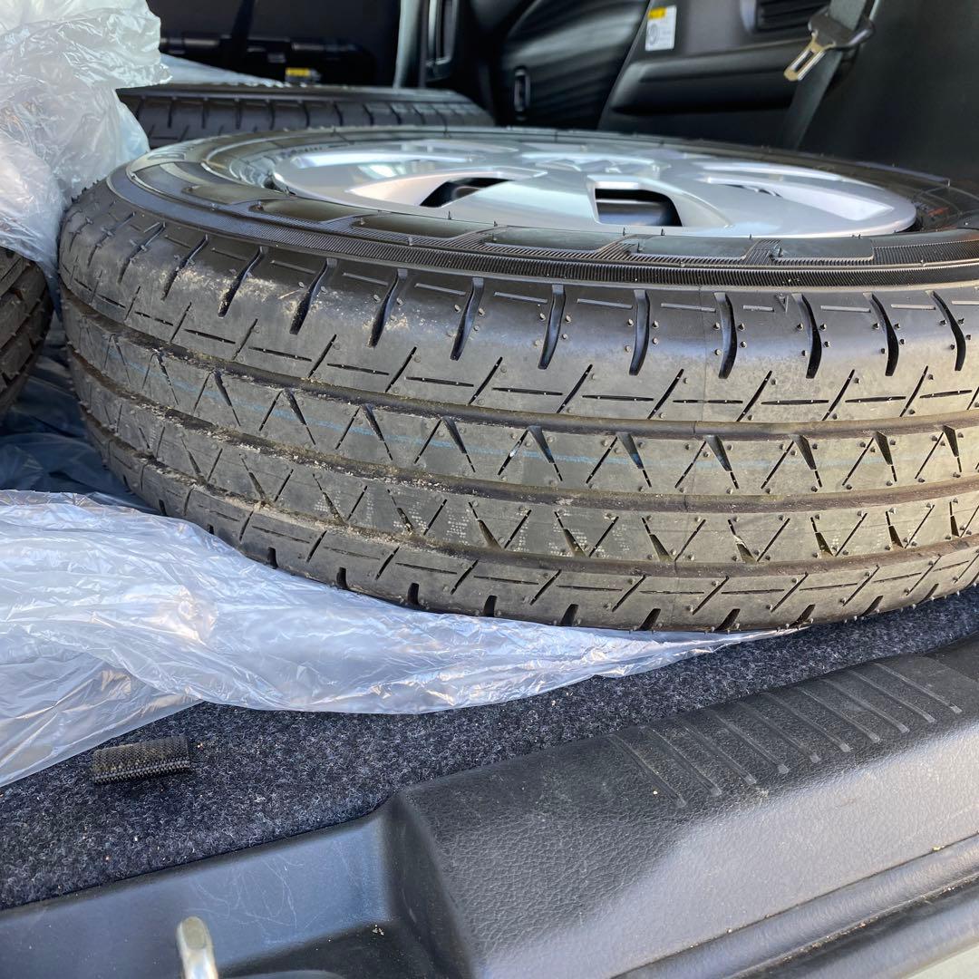 爆買い!】 YOKOHAMAタイヤ BluEarth-Van 145 80R12 2本 ホイール