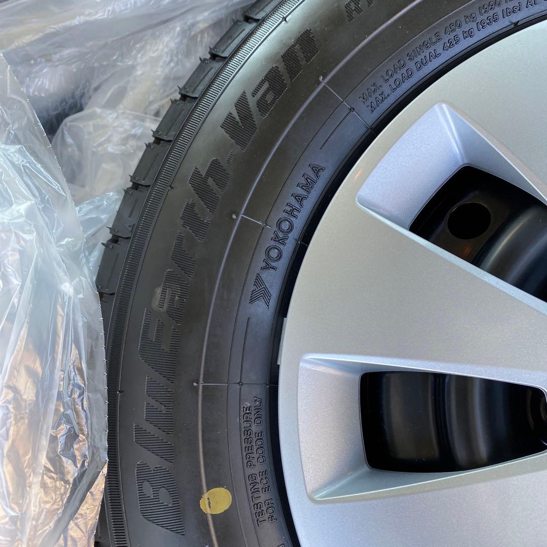 は自分にプチご褒美を YOKOHAMAタイヤ BluEarth-Van 145 80R12 2本