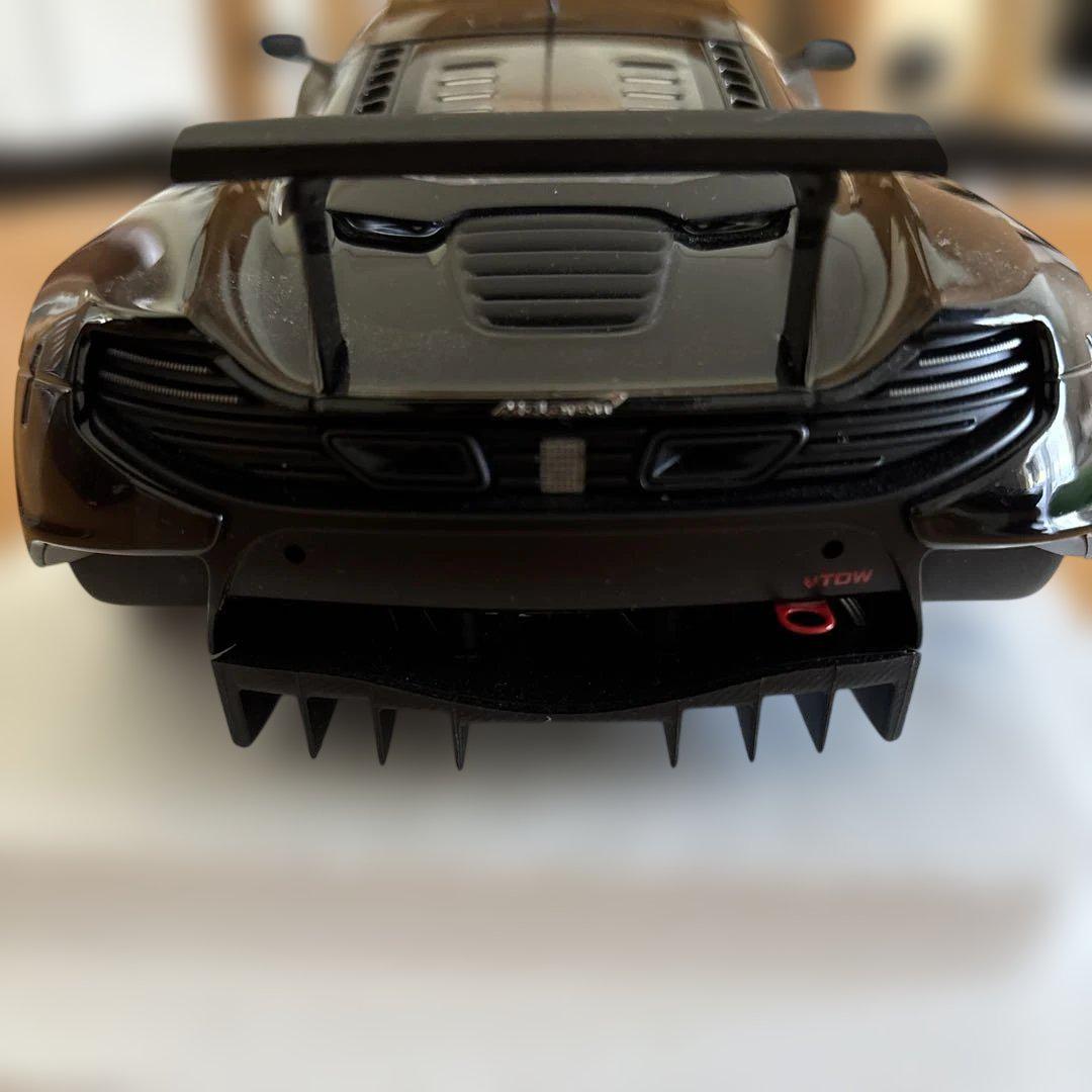 ミニカー AUTO art McLAREN 650S GT3 BLACK