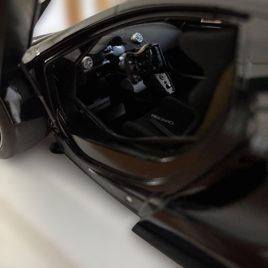 ミニカー AUTO art McLAREN 650S GT3 BLACK