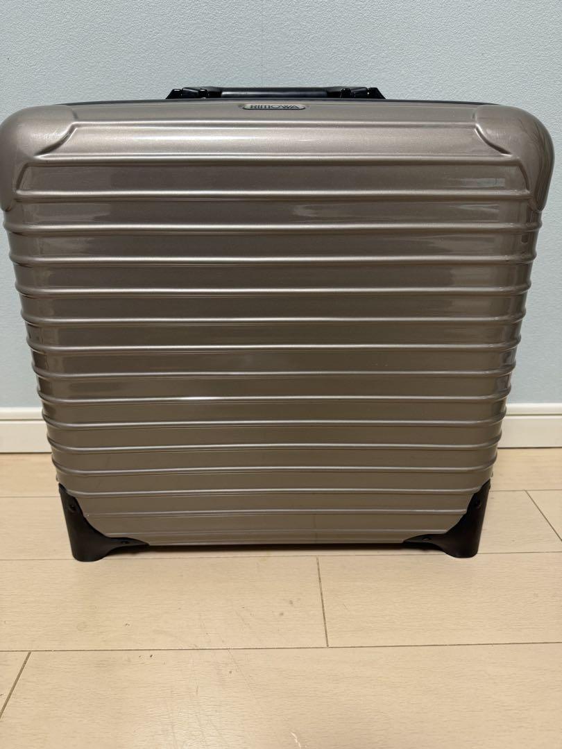 【美品】リモワ　サルサ　ビジネストローリー　機内持込可　TSA搭載 23L