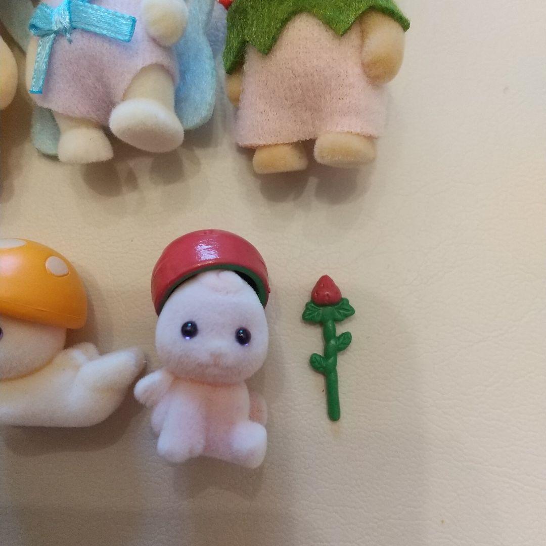 シルバニアファミリー　妖精さんのひみつの木ギフトセット　人形のみ　欠品あり