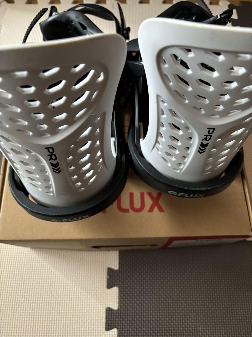 PR | FLUX ONLINE STORE