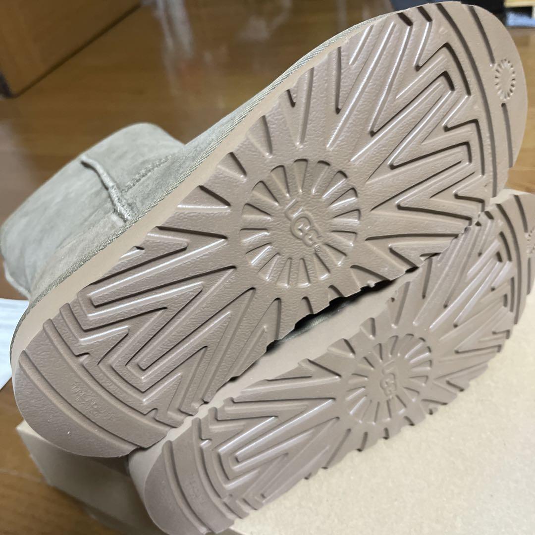 obiobi最終値下中　新品UGG ムートンブーツ
