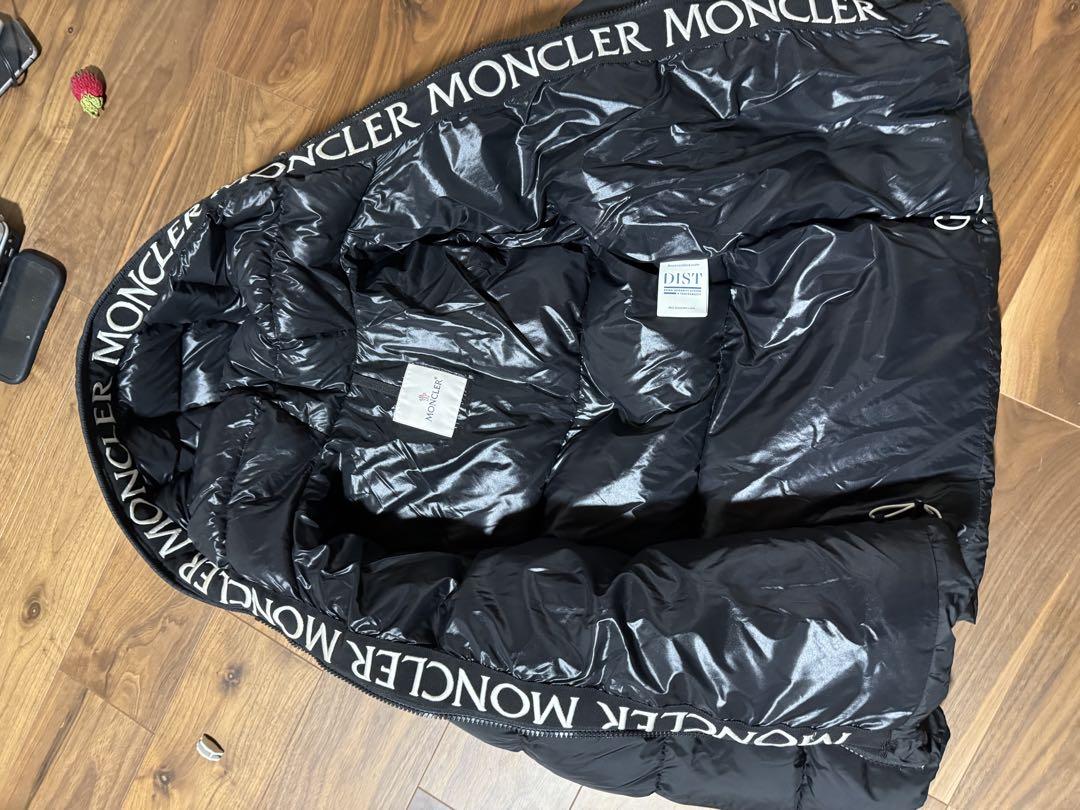 福袋・半額ポスター - クリーニング屋さん専用の通 びりぃさん専用 Moncler 黒 ダウンジャケット モンクラー サイズ1 ジャケット・アウター
