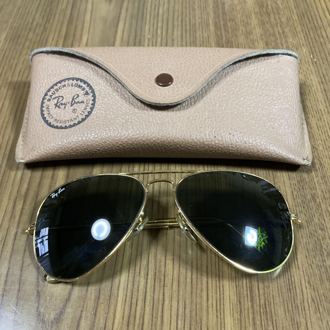 Ray-Ban アビエーターサングラス ゴールド/ブラック ケース付き
