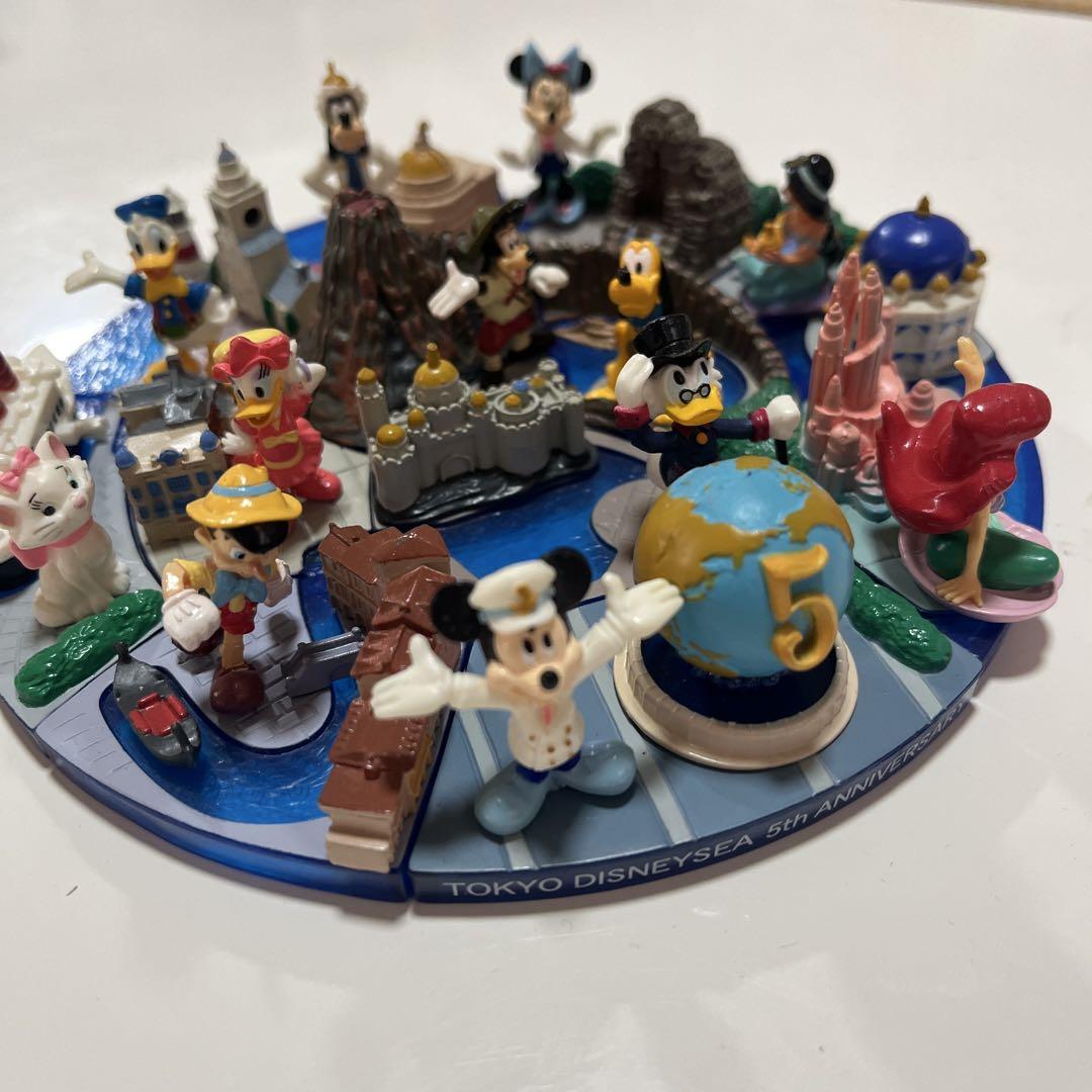 東京ディズニーシー 5周年 フィギュアセット 東京ディズニーシー 5周年記念ジオラマフィギュアコンプリート12