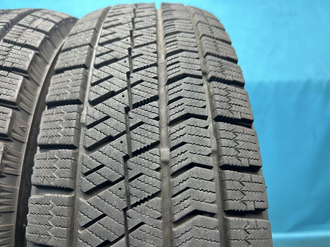 限定値下げ!!23年製♪超バリ山!!175/70R14 2022年製175/70R14バリ山!中古スタッドレスタイヤ4本セット