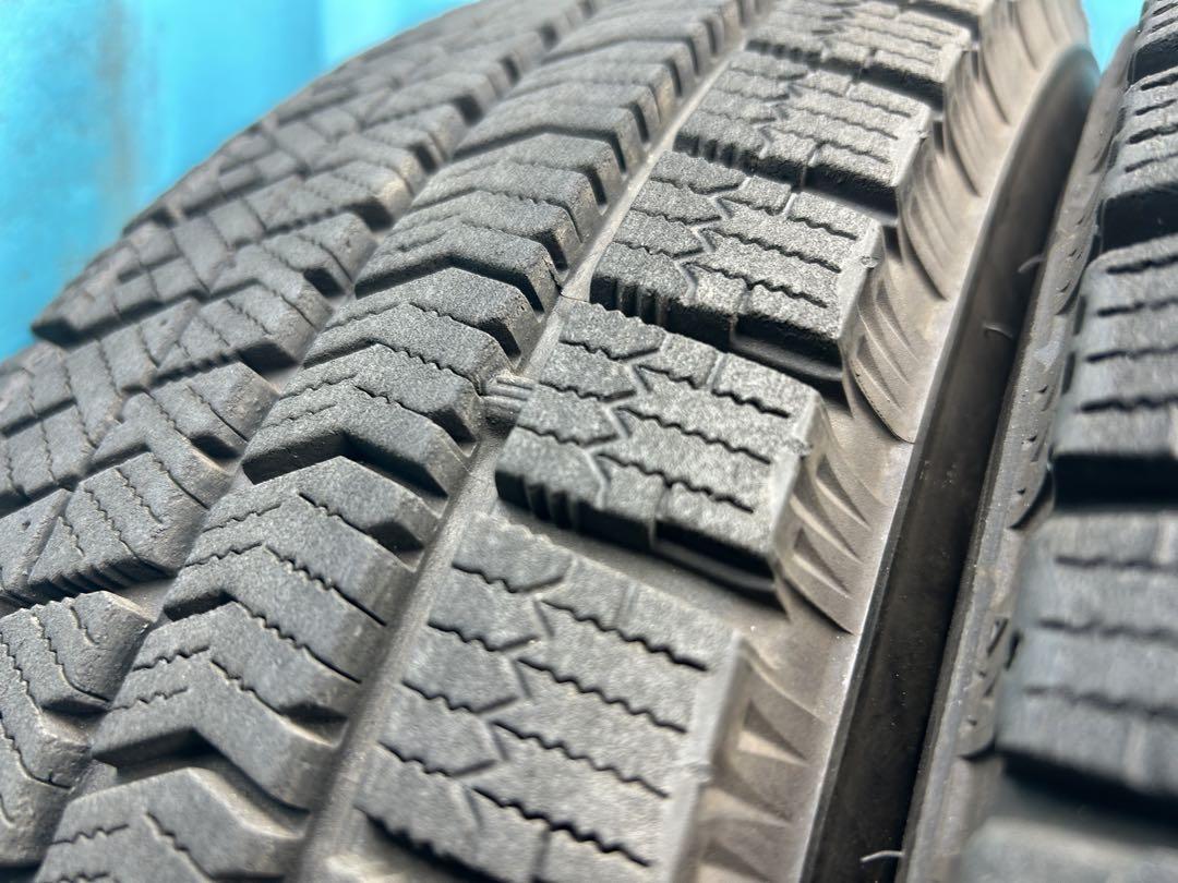 限定値下げ！！23年製♪超バリ山！！175/70R14 2022年製175/70R14バリ山！中古スタッドレスタイヤ4本セット