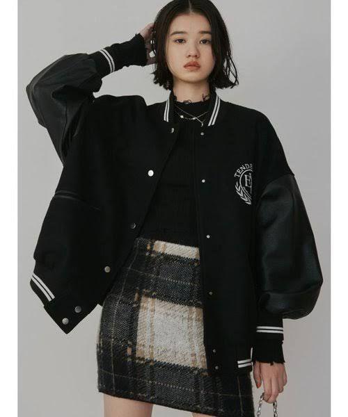 EMODA エンブロイダリーバーシティジャケット EMODA エンブロイダリーバーシティジャケット