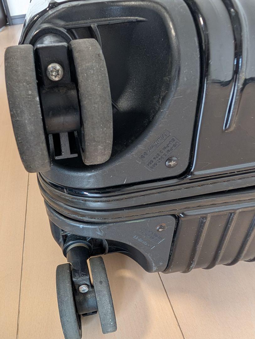 【週末限定割引】RIMOWA ブラック キャリーケース サルサデラックス