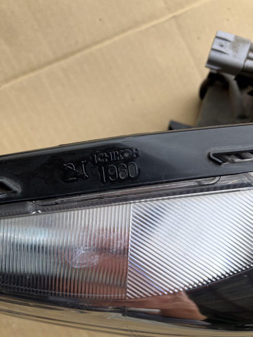 スペーシアカスタムMK53S ヘッドライト
