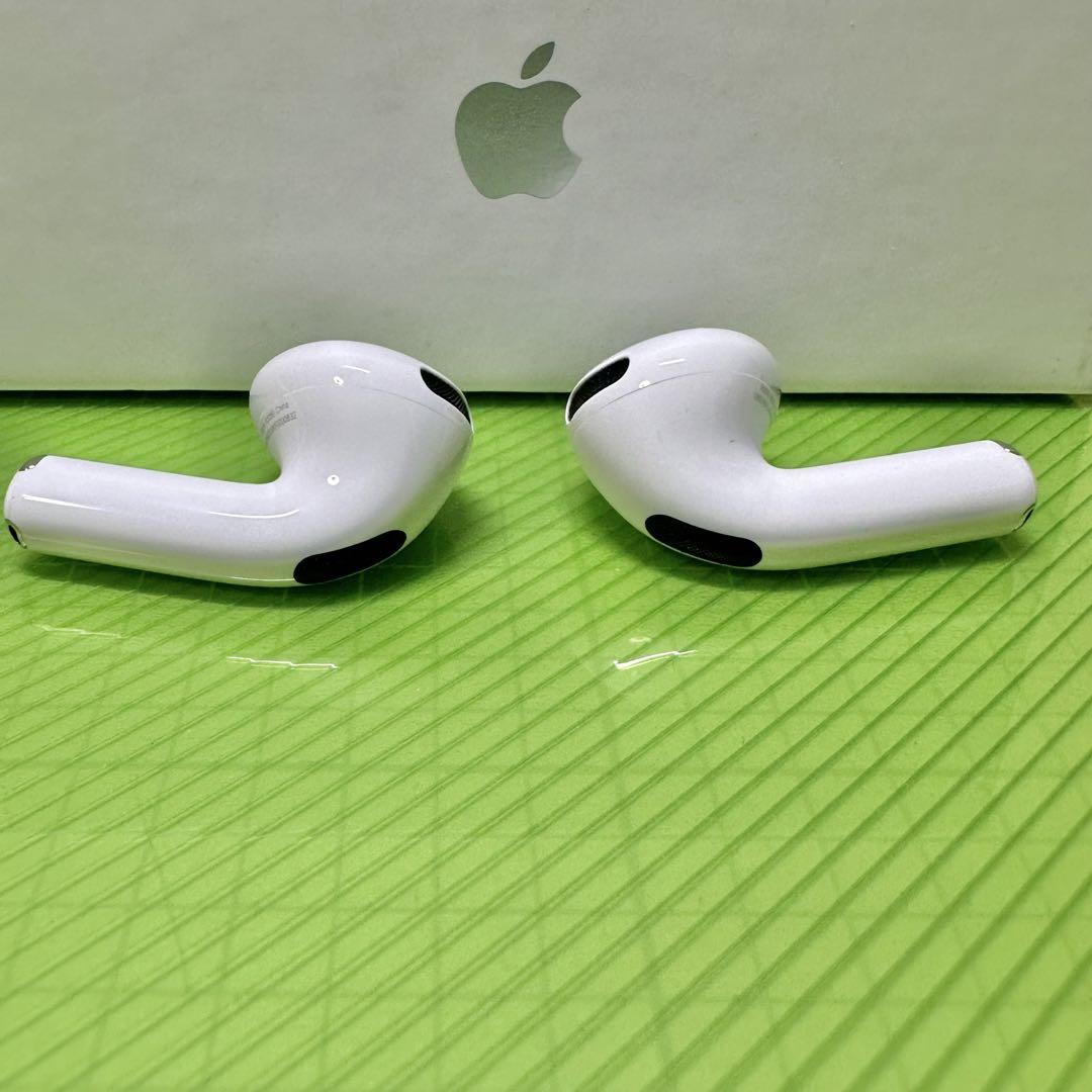 ◈ AirPods