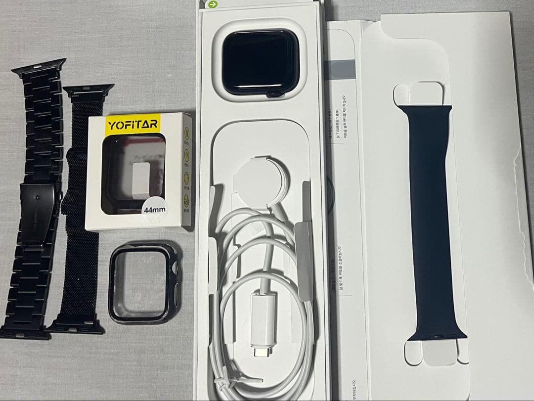 Apple Watch SE第二世代44mm GPSシリコンフィットバンド