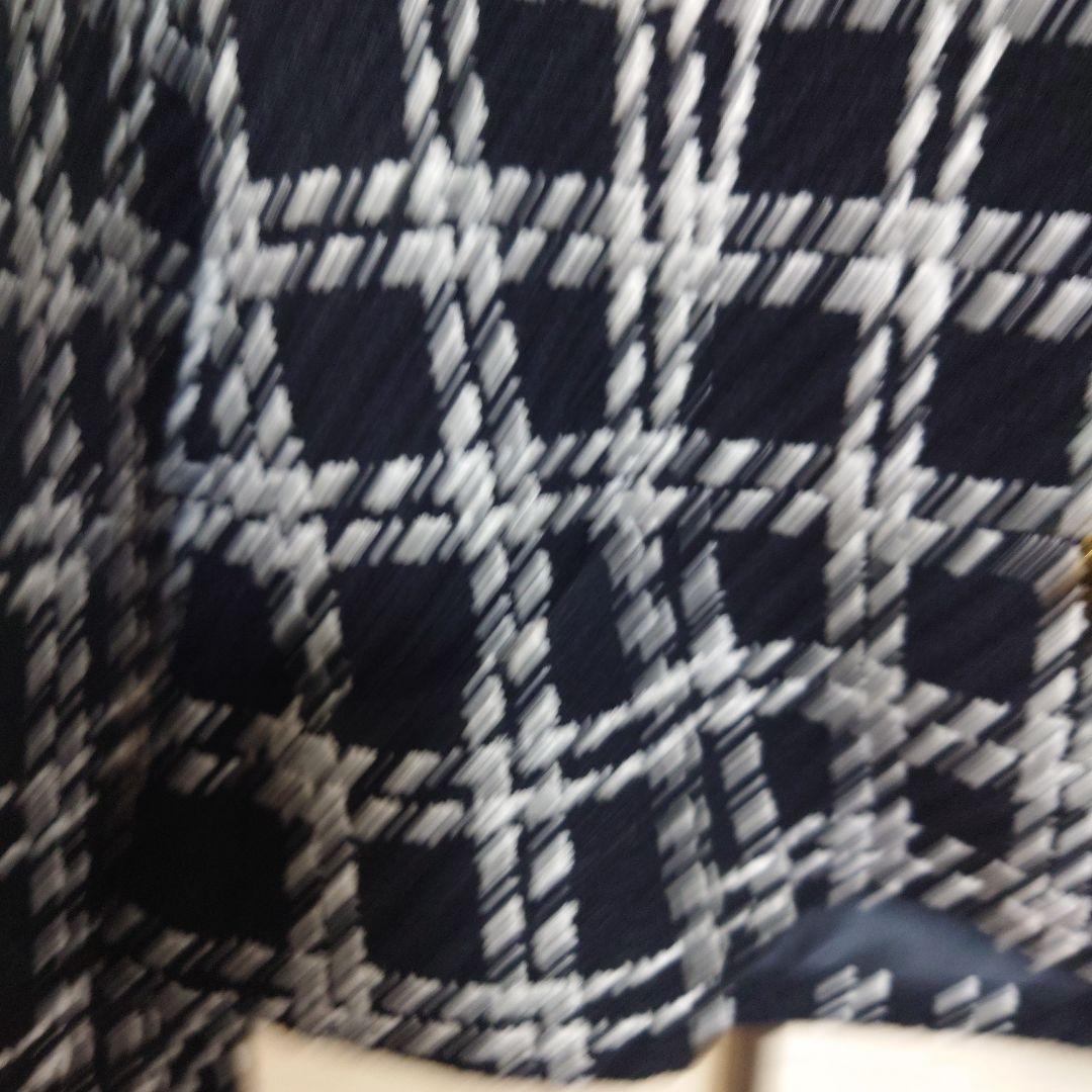 ファー付きブラックとホワイトチェックジャケット ファー付きブラックとホワイトチェックジャケット